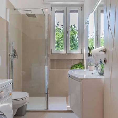 Luxury Apartment Malpensa Cardano Al Campo Exterior photo